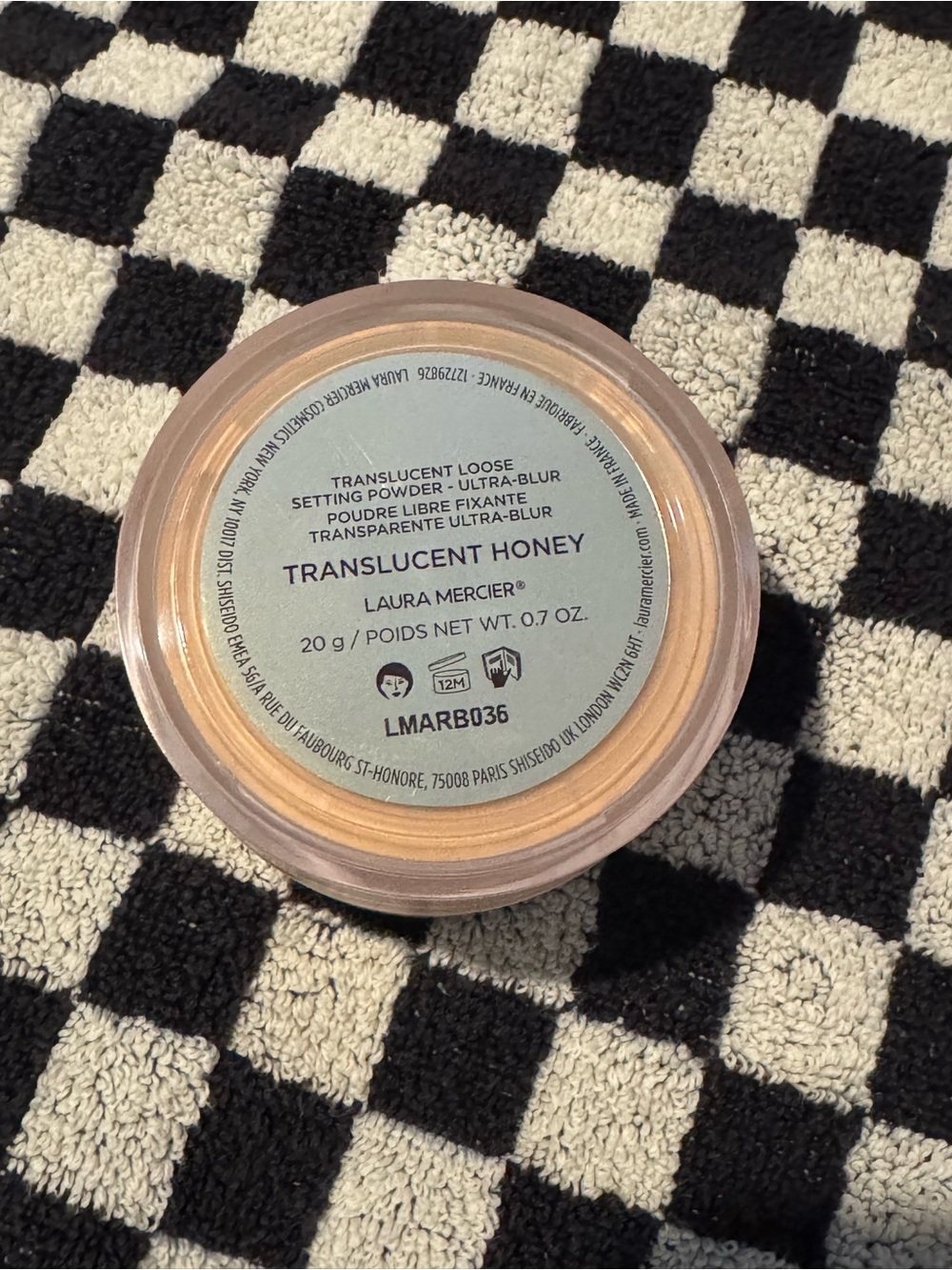 Laura Mercier Loose Setting Powder - Honey - Picture 2 of 3